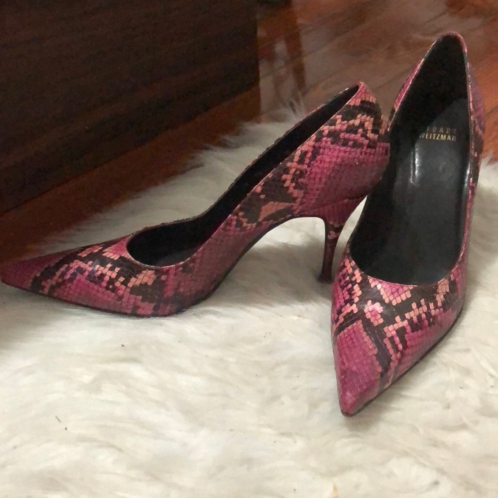 Vintage pink python snakeskin Stuart Weitzman heel